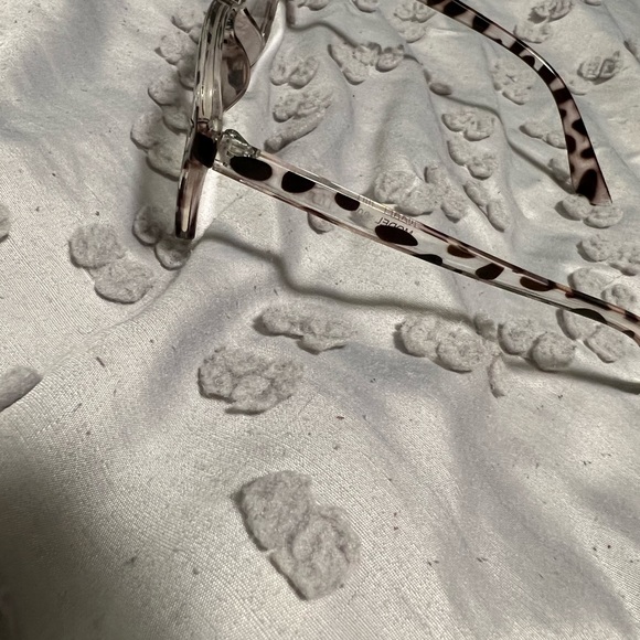 Blue light blocking glasses - Picture 2 of 2